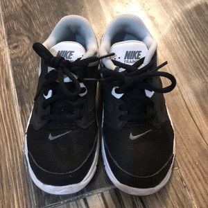 Boys Nike Flex Training Athletic Shoes Sz 13